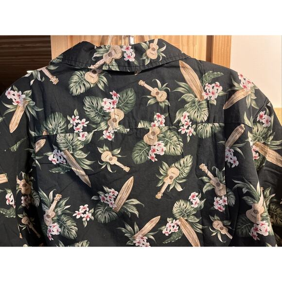 Malihini Vintage Men’s XL Black Floral SS Button Down Cotton Hawaiian Shirt - Picture 14 of 16
